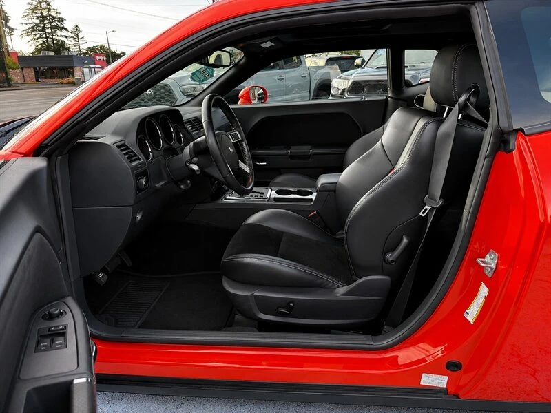 2008 Dodge Challenger SRT8 & 392 3rd Gen - Image 9 of 20