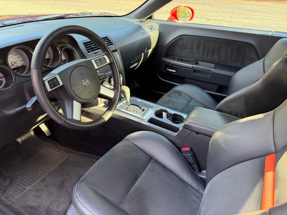 2008 Dodge Challenger SRT8 & 392 3rd Gen - Image 17 of 21