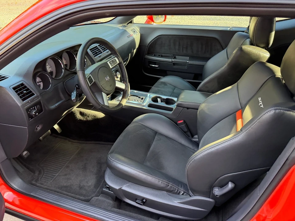 2008 Dodge Challenger SRT8 & 392 3rd Gen - Image 18 of 21