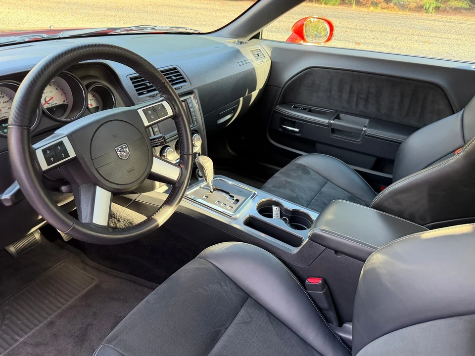 2008 Dodge Challenger SRT8 & 392 3rd Gen - Image 16 of 21