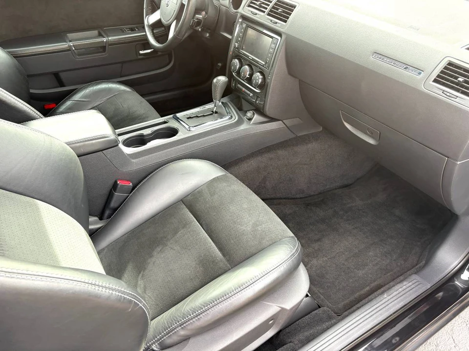 2008 Dodge Challenger SRT8 & 392 3rd Gen - Image 20 of 24