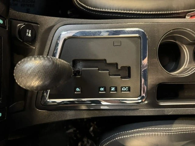 2008 Dodge Challenger SRT8 & 392 3rd Gen - Image 17 of 19