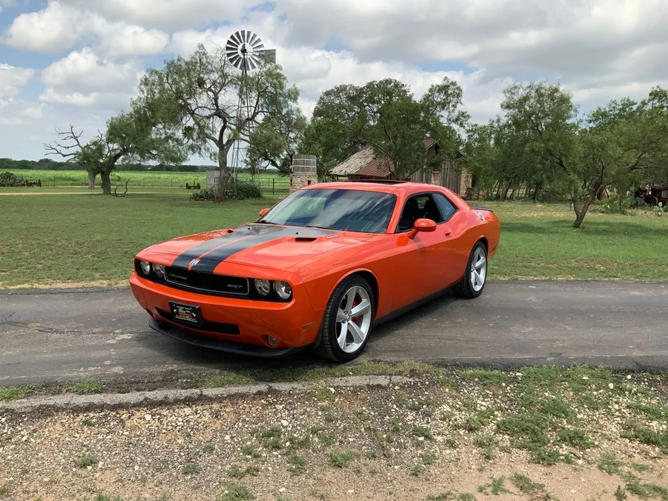 2008 Dodge Challenger SRT8 & 392 3rd Gen - Image 11 of 12