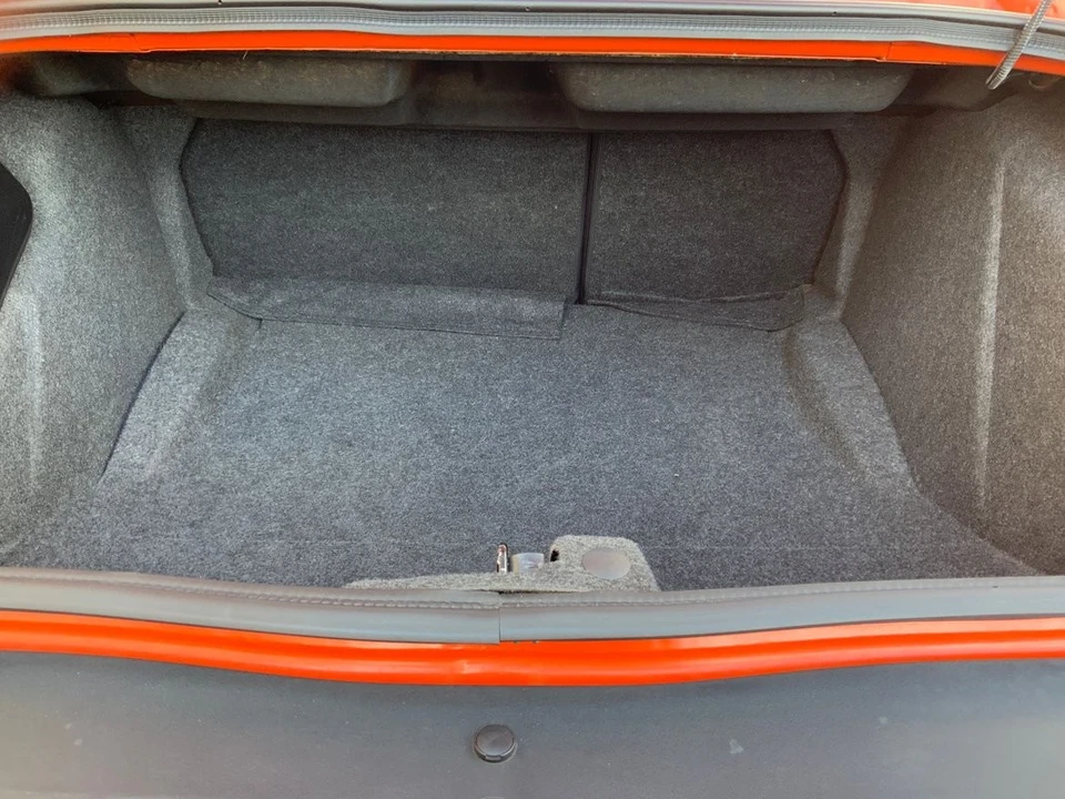 2008 Dodge Challenger SRT8 & 392 3rd Gen - Image 4 of 12