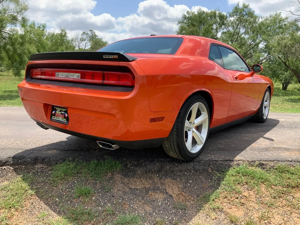 2008 Dodge Challenger SRT8 & 392 3rd Gen - Image 6 of 12