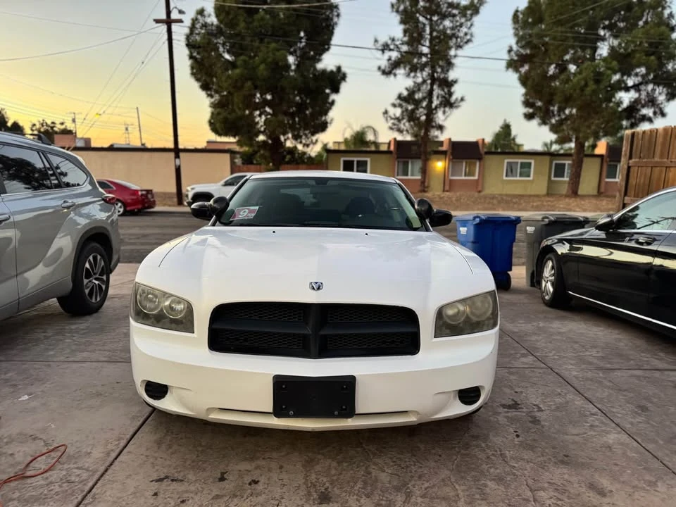 2008 Dodge Charger 6th Gen - Image 2 of 6
