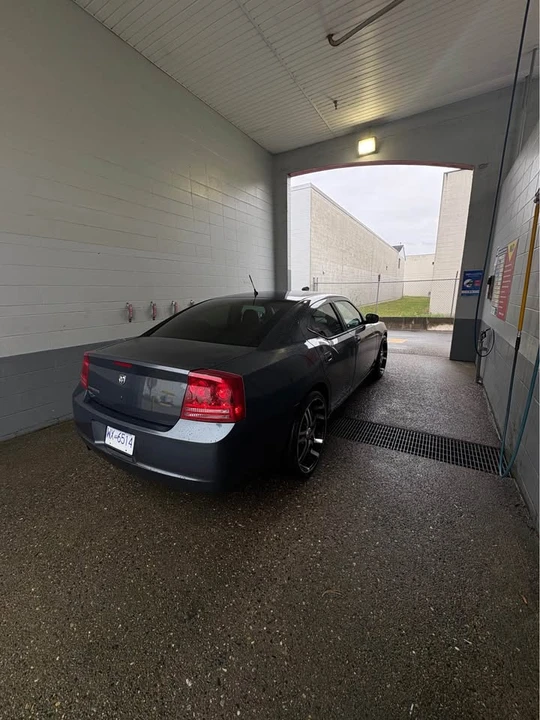 2008 Dodge Charger 6th Gen - Image 9 of 12