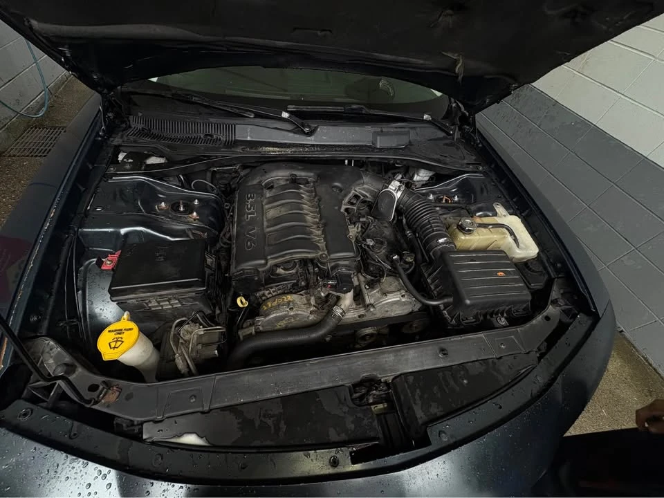2008 Dodge Charger 6th Gen - Image 5 of 12
