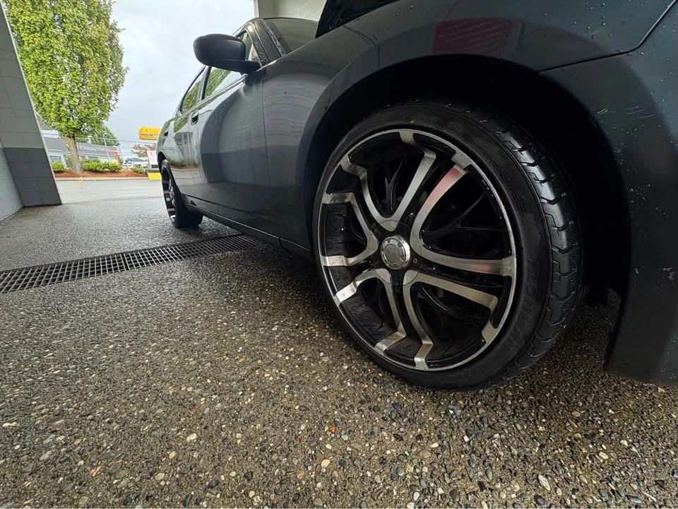 2008 Dodge Charger 6th Gen - Image 6 of 12