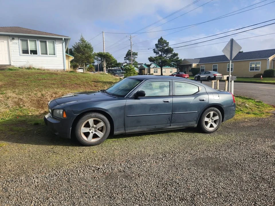 2008 Dodge Charger 6th Gen - Image 2 of 2