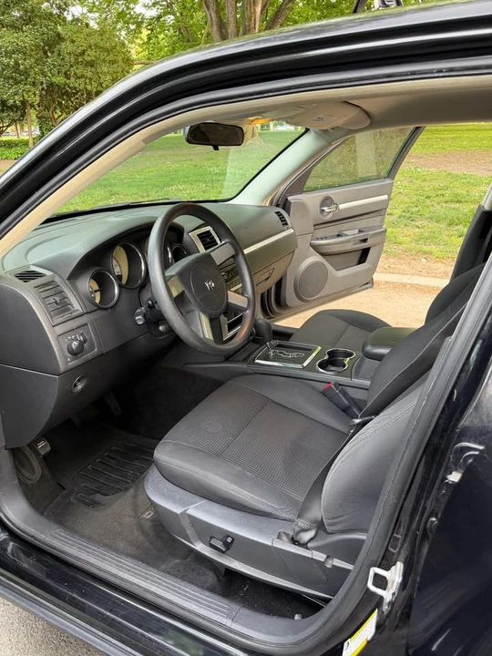 2008 Dodge Charger 6th Gen - Image 6 of 10