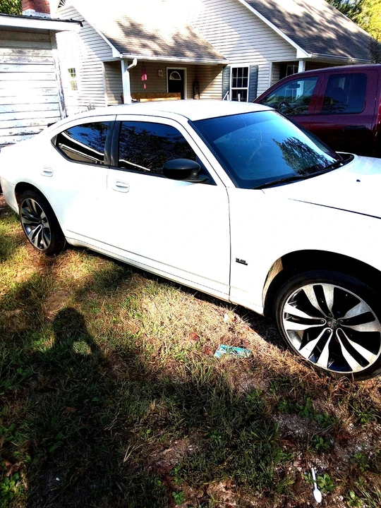 2008 Dodge Charger 6th Gen - Image 2 of 6