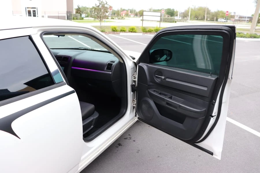 2008 Dodge Charger 6th Gen - Image 7 of 21