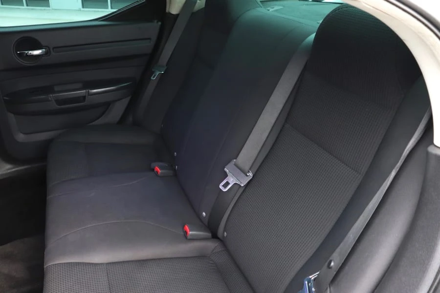2008 Dodge Charger 6th Gen - Image 9 of 21