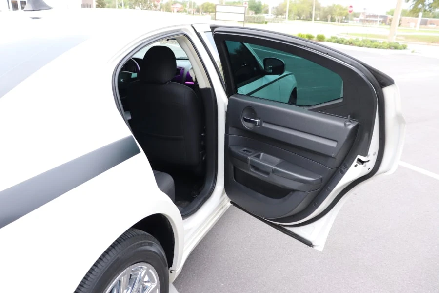 2008 Dodge Charger 6th Gen - Image 11 of 21