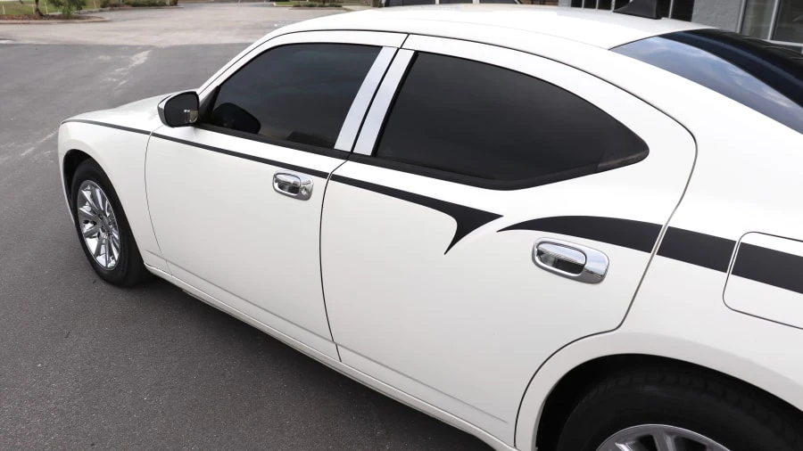 2008 Dodge Charger 6th Gen - Image 16 of 21