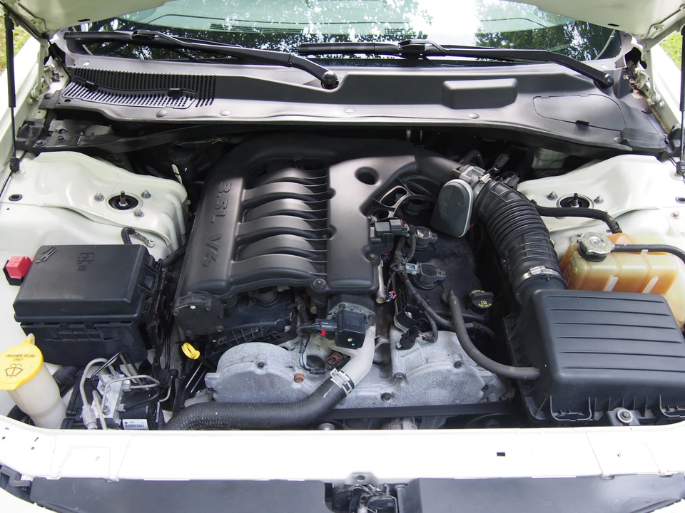 2008 Dodge Charger 6th Gen - Image 8 of 10