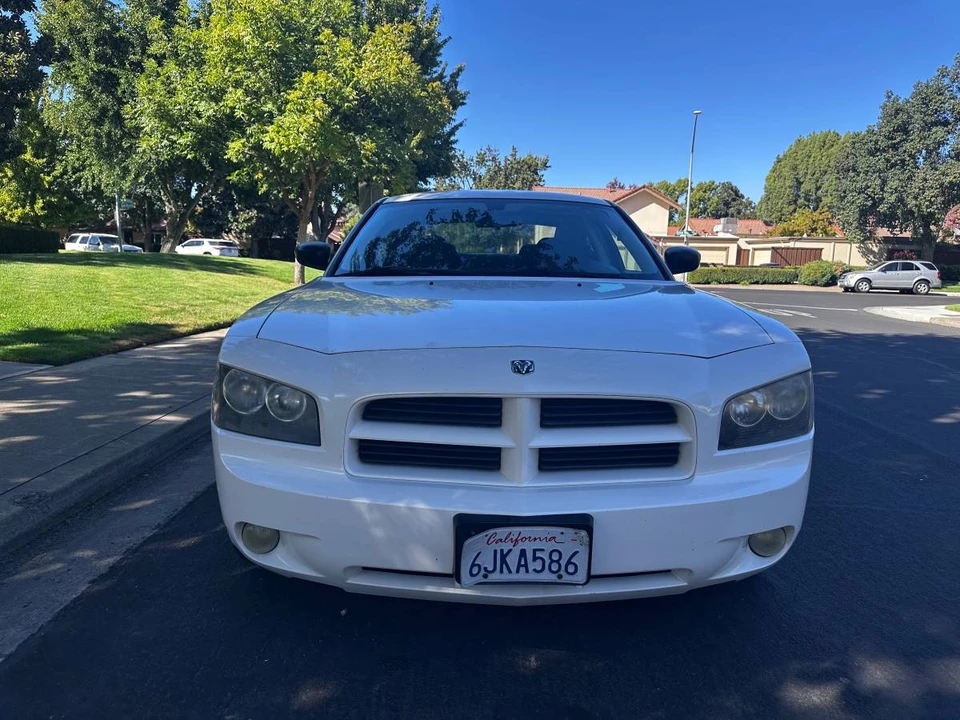 2008 Dodge Charger 6th Gen - Image 2 of 18