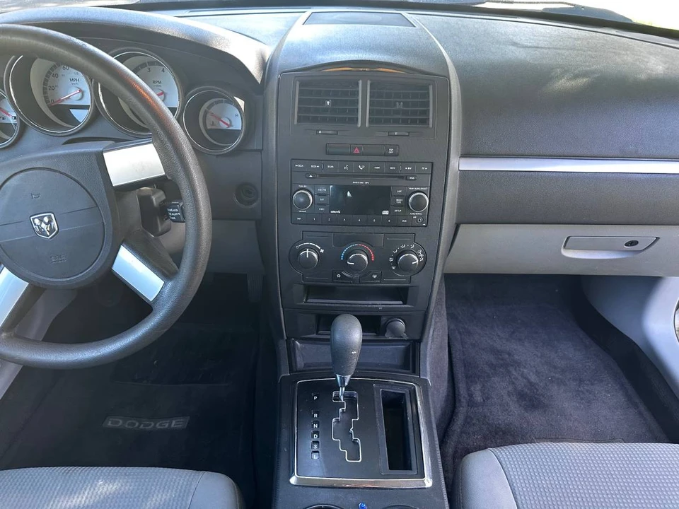 2008 Dodge Charger 6th Gen - Image 11 of 18