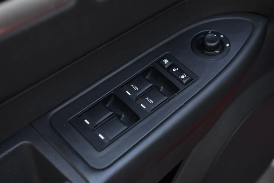 2008 Dodge Charger 6th Gen - Image 13 of 22
