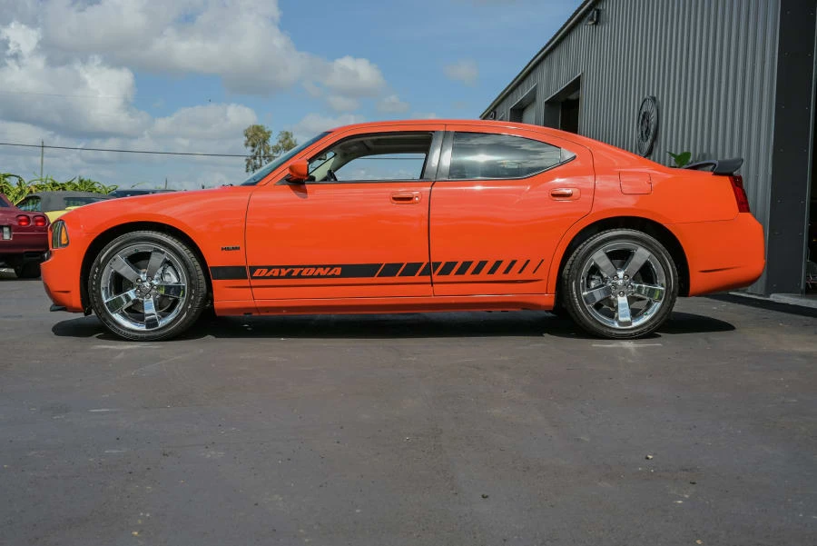 2008 Dodge Charger 6th Gen - Image 2 of 31