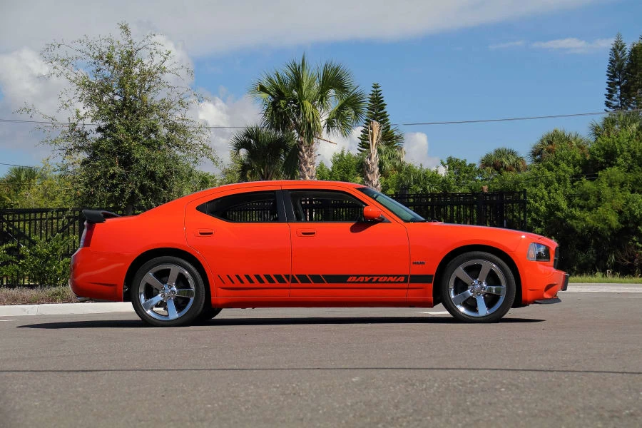 2008 Dodge Charger 6th Gen - Image 2 of 27