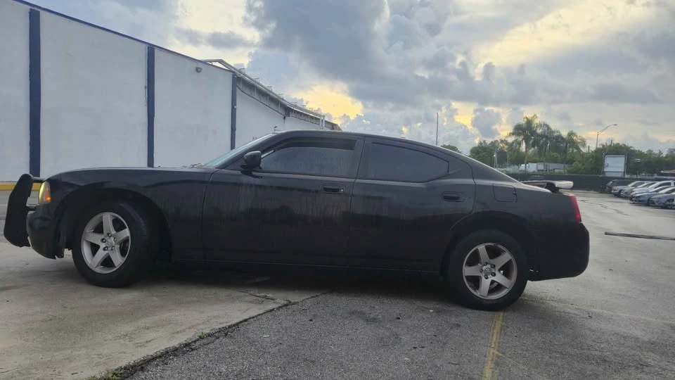 2008 Dodge Charger 6th Gen - Image 2 of 5