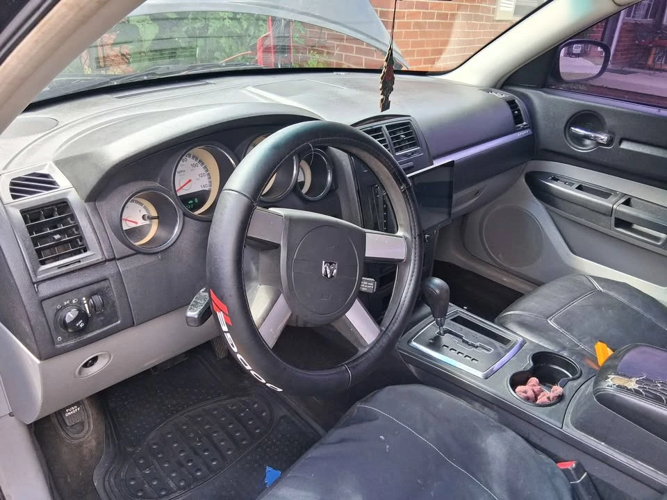 2008 Dodge Charger 6th Gen - Image 16 of 20