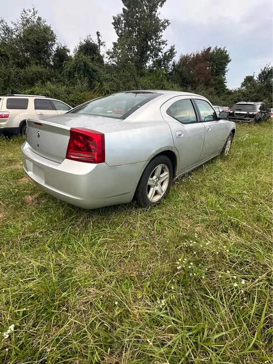 2008 Dodge Charger 6th Gen - Image 4 of 5