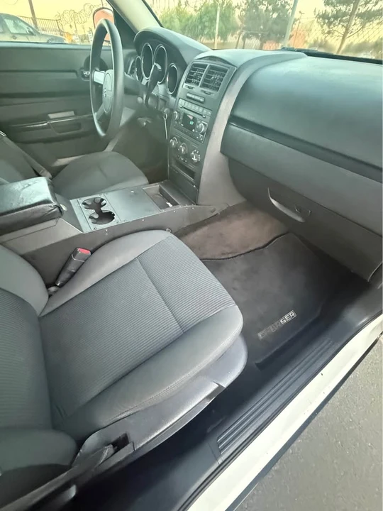 2008 Dodge Charger 6th Gen - Image 17 of 20