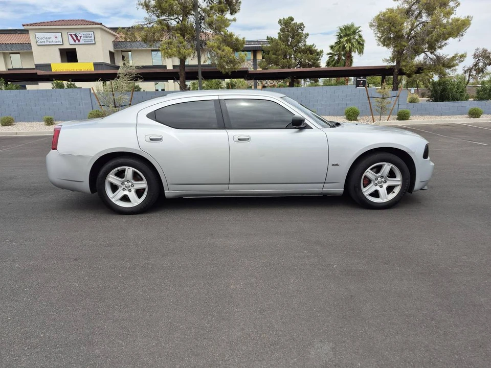 2008 Dodge Charger 6th Gen - Image 6 of 12
