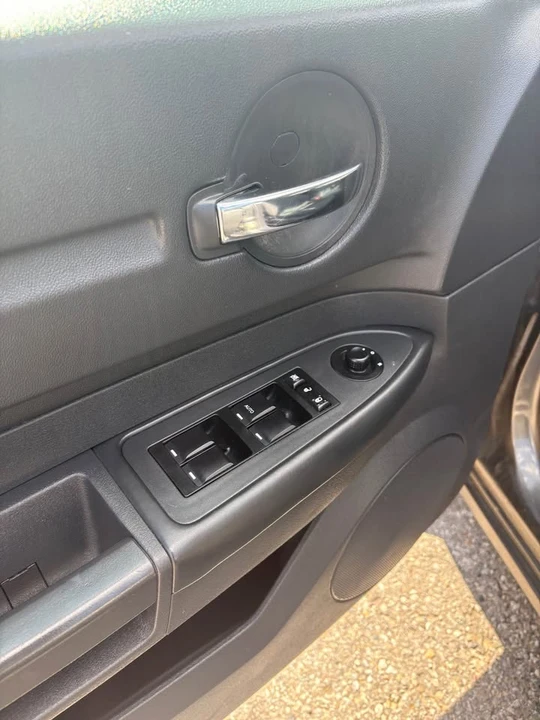 2008 Dodge Charger 6th Gen - Image 12 of 20