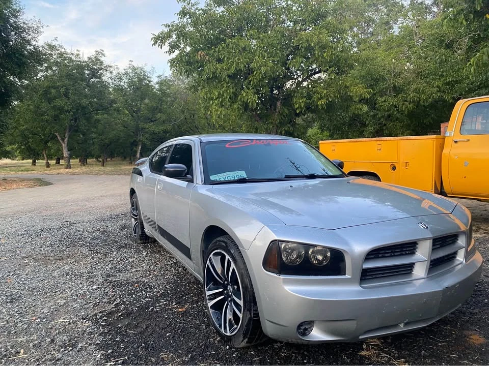 2008 Dodge Charger 6th Gen - Image 5 of 8