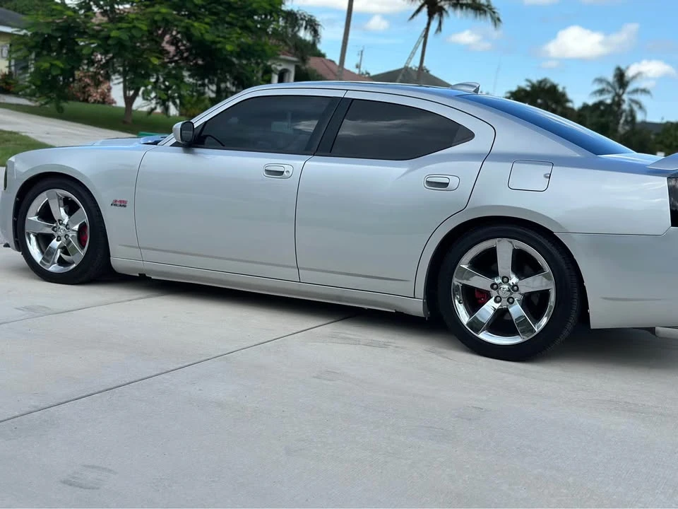 2008 Dodge Charger 6th Gen - Image 4 of 8