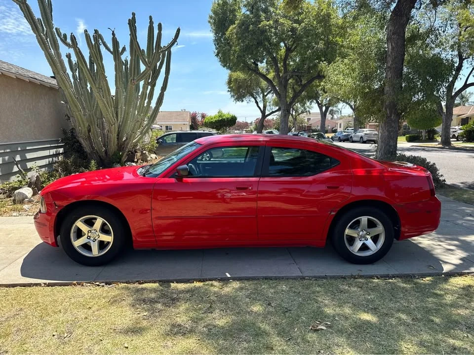 2008 Dodge Charger 6th Gen - Image 2 of 13