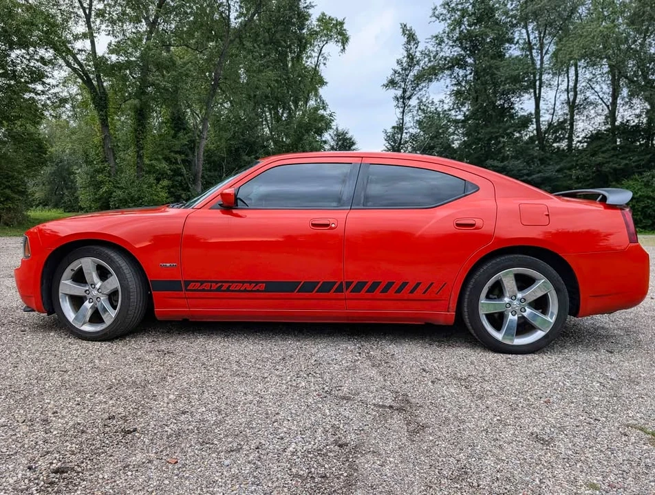 2008 Dodge Charger 6th Gen - Image 5 of 18