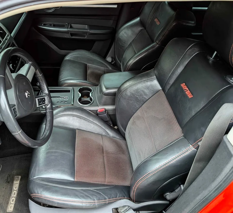 2008 Dodge Charger 6th Gen - Image 14 of 18