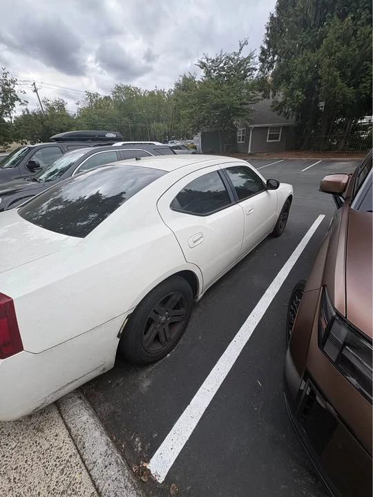 2008 Dodge Charger 6th Gen - Image 9 of 9
