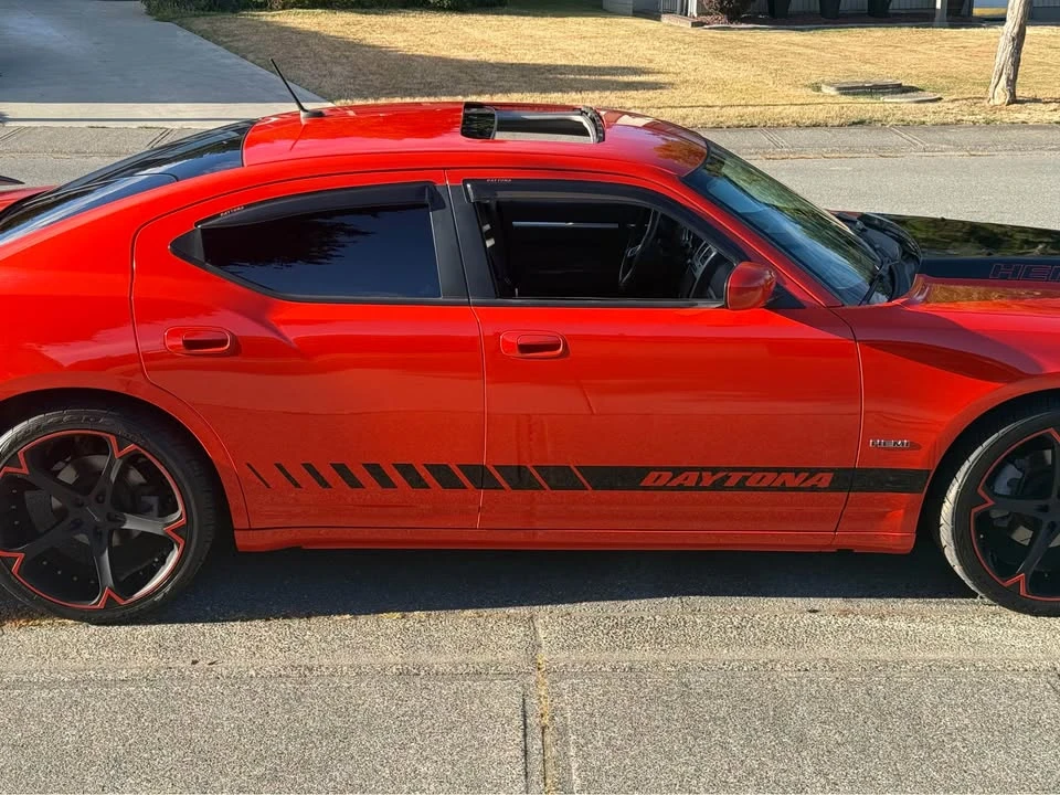 2008 Dodge Charger 6th Gen - Image 3 of 10