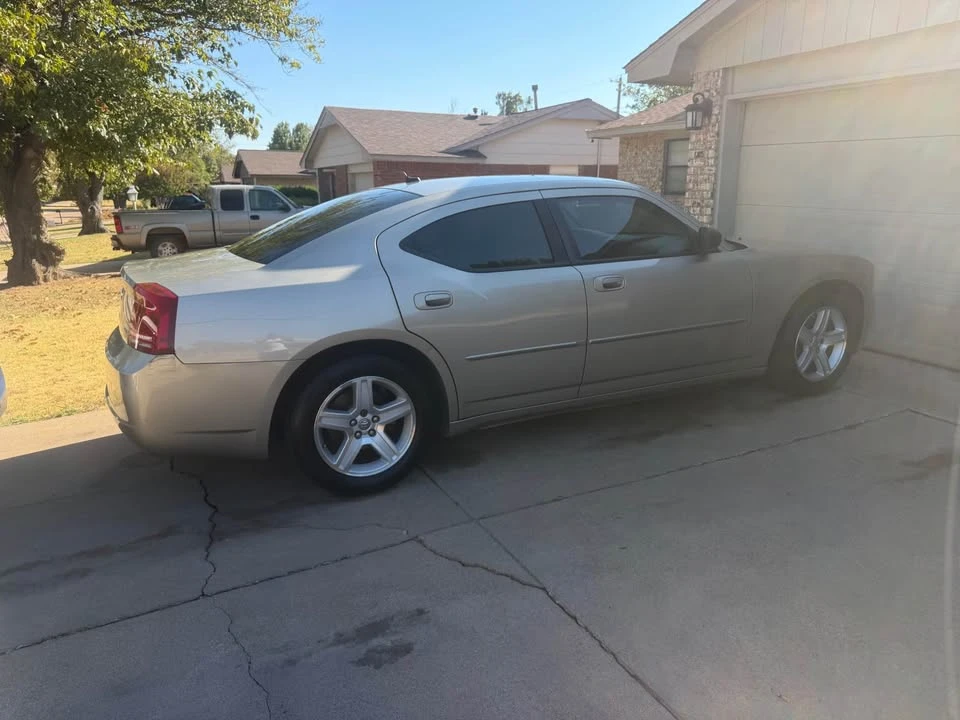 2008 Dodge Charger 6th Gen - Image 4 of 8