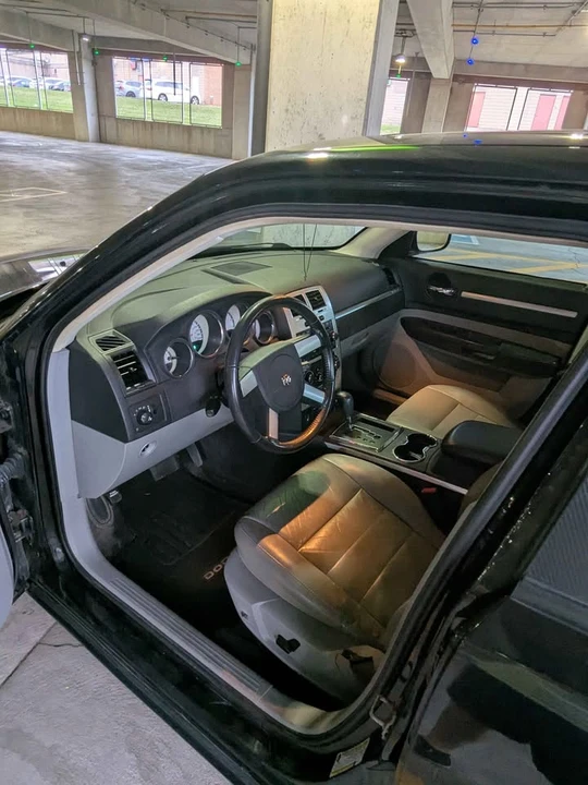 2008 Dodge Charger 6th Gen - Image 5 of 8