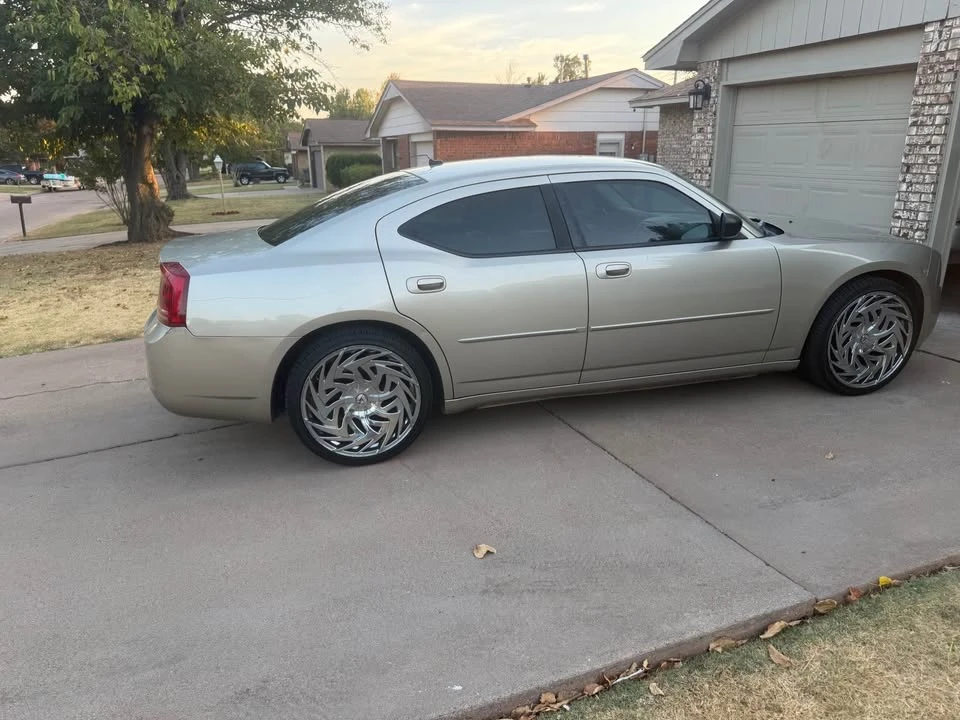 2008 Dodge Charger 6th Gen - Image 2 of 8