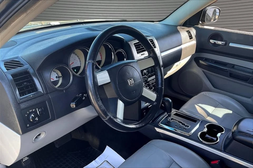 2008 Dodge Charger 6th Gen - Image 16 of 20