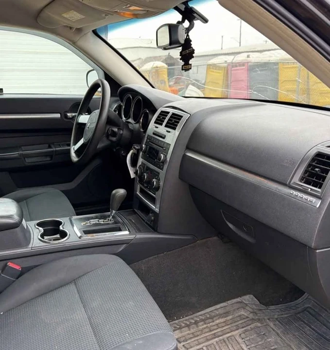2008 Dodge Charger 6th Gen - Image 6 of 8