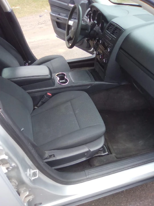 2008 Dodge Charger 6th Gen - Image 16 of 23