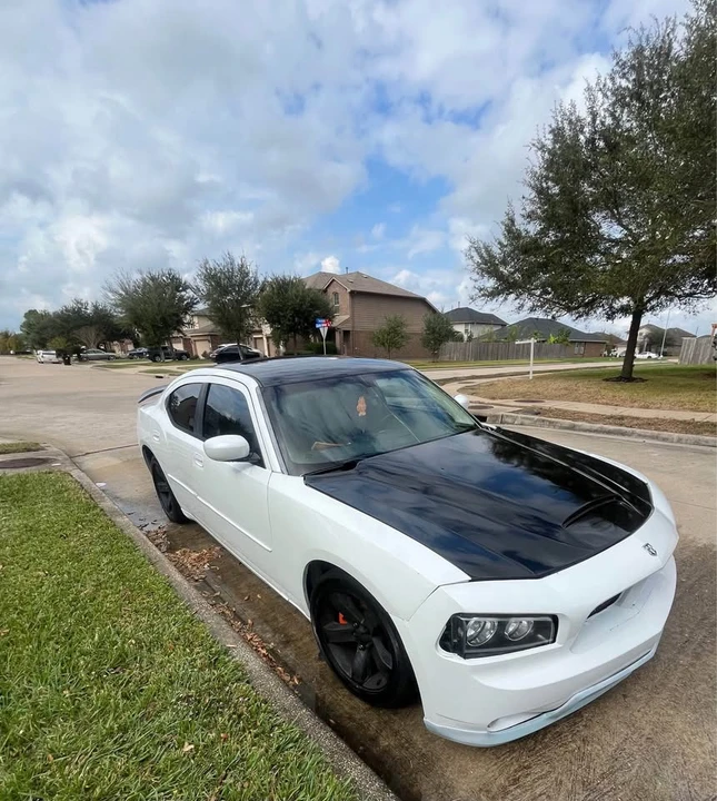 2008 Dodge Charger 6th Gen - Image 5 of 10