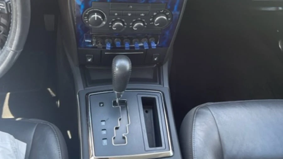 2008 Dodge Charger 6th Gen - Image 15 of 31