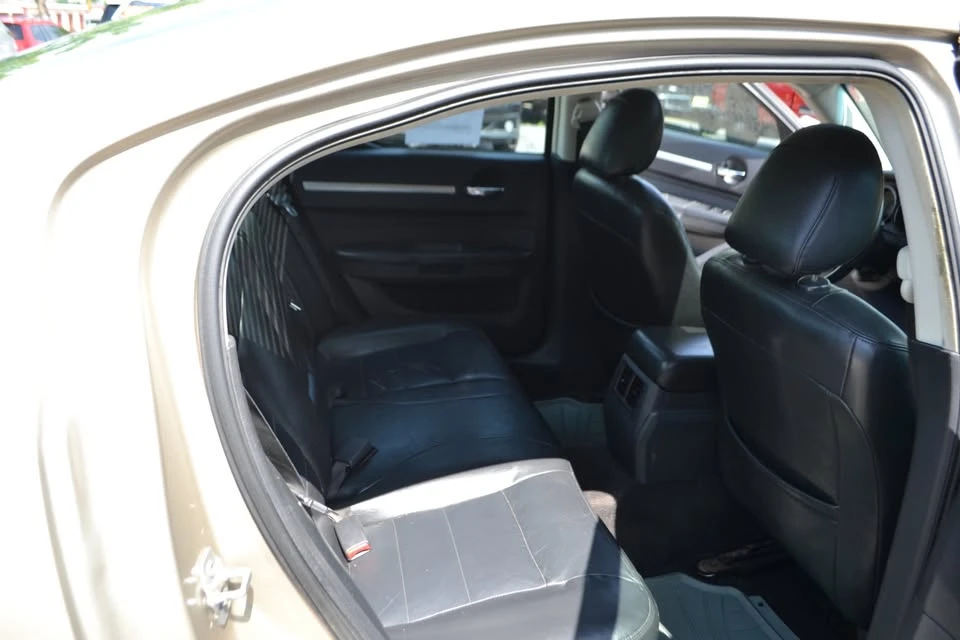 2008 Dodge Charger 6th Gen - Image 17 of 18