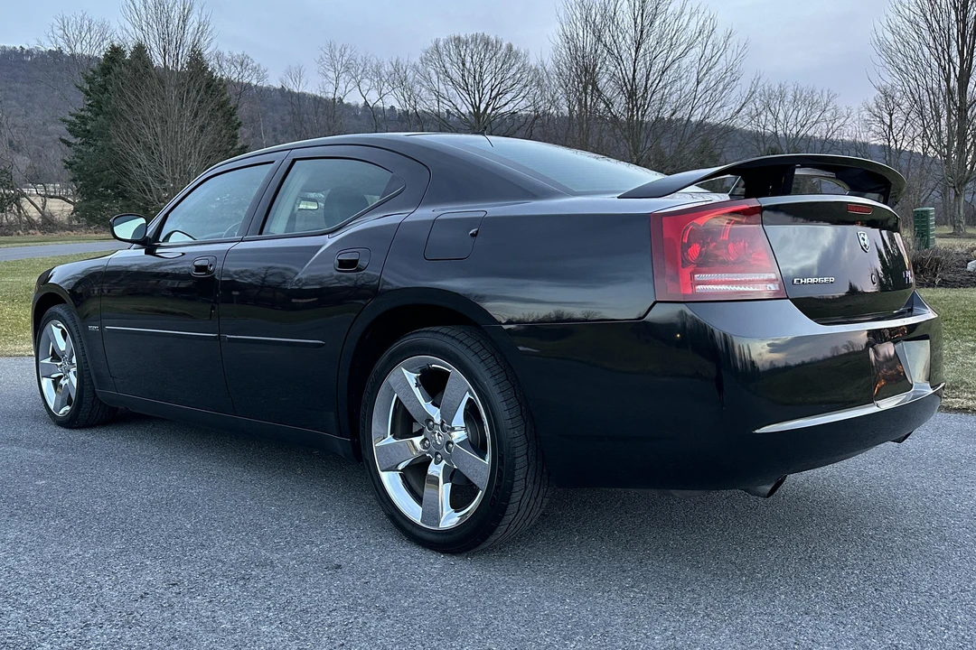 2008 Dodge Charger 6th Gen - Image 4 of 7