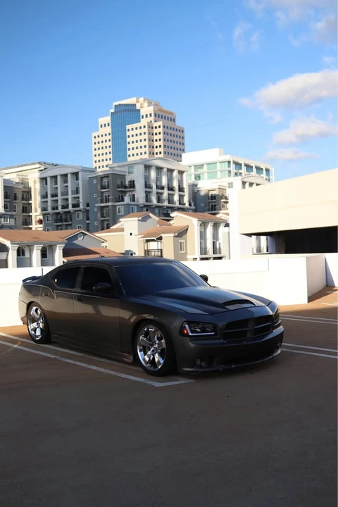 2008 Dodge Charger 6th Gen - Image 9 of 12